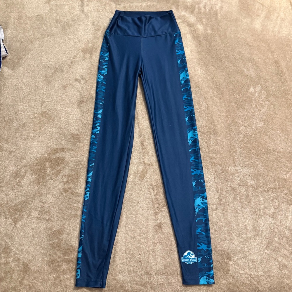 Universal Studios Jurassic World Youth Large Navy Blue Dinosaur Camo Leggings